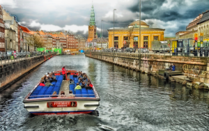 ЕС затяга отбраната на фона на руските провокации, обсъжда рекордна помощ за Украйна в Копенхаген