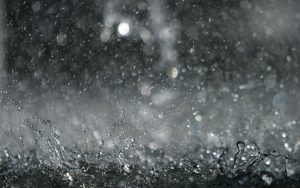 Оранжев код в Ямболско: Очакват се опасни валежи и наводнения, властите алармират