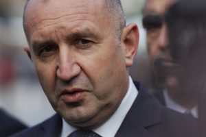 Президентът Радев заминава за Саудитска Арабия: Участие в Деветото издание на форума за бъдещи инвестиции Президентът Радев заминава за Саудитска Арабия: Участие в Деветото издание на форума за бъдещи инвестиции