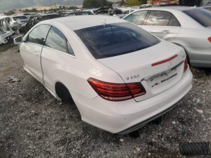 Международна кражба: Откриха отнет във Великобритания автомобил в автоморга в Пазарджишко