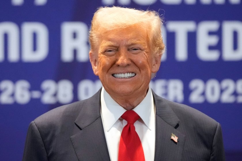 Доналд Тръмп: Постът вицепрезидент е „прекалено сладък“, изключвам тази възможност за 2028 г. Доналд Тръмп: Постът вицепрезидент е „прекалено сладък“, изключвам тази възможност за 2028 г.