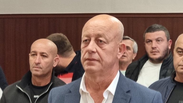 Трети опит: Прокуратурата иска отстраняването на кмета на Минерални бани заради нови обвинения за 1 милион лева Трети опит: Прокуратурата иска отстраняването на кмета на Минерални бани заради нови обвинения за 1 милион лева
