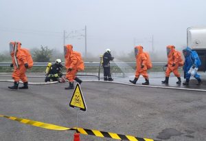 Мащабно учение край Варна: Симулация на катастрофа с 30 тона сярна киселина и пострадал шофьор