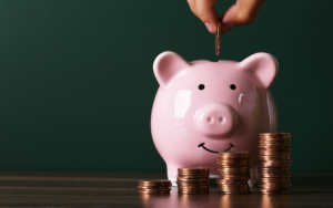 Изчерпан фискален модел: Управляващите отлагат данъчната реформа за 2027 г. на фона на прогнозен дефицит от 8.1%