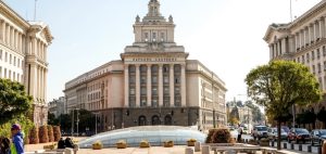 Несигурност във властта: 36% от българите прогнозират разпад на кабинета преди президентските избори