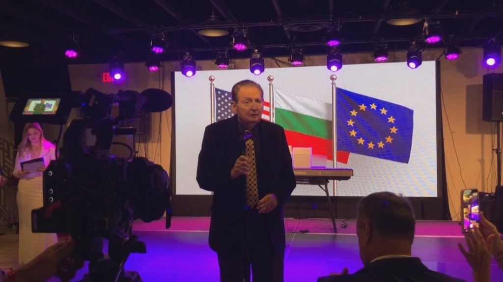 Най-високо отличие за Боб Милър: Почетният консул на България получи „Златна лаврова клонка“ в Лас Вегас