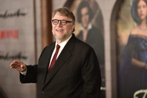 Новият „Франкенщайн“ на Гийермо дел Торо: История за бащинство, болка и прошка