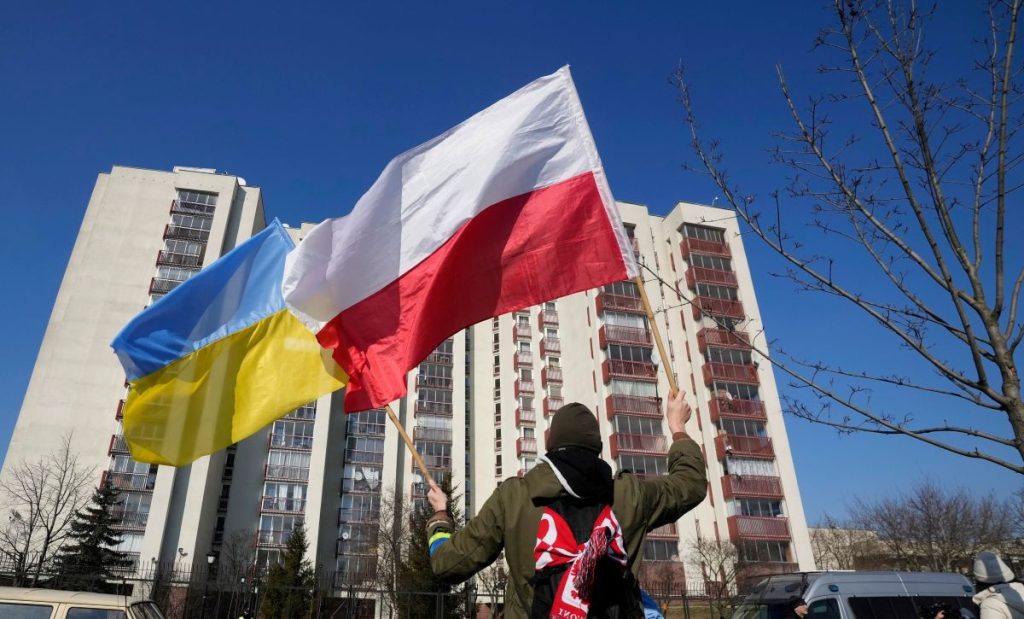 Полша и Италия блокираха екстрадицията на украинци, заподозрени за саботажа на „Северен поток“ Полша и Италия блокираха екстрадицията на украинци, заподозрени за саботажа на „Северен поток“