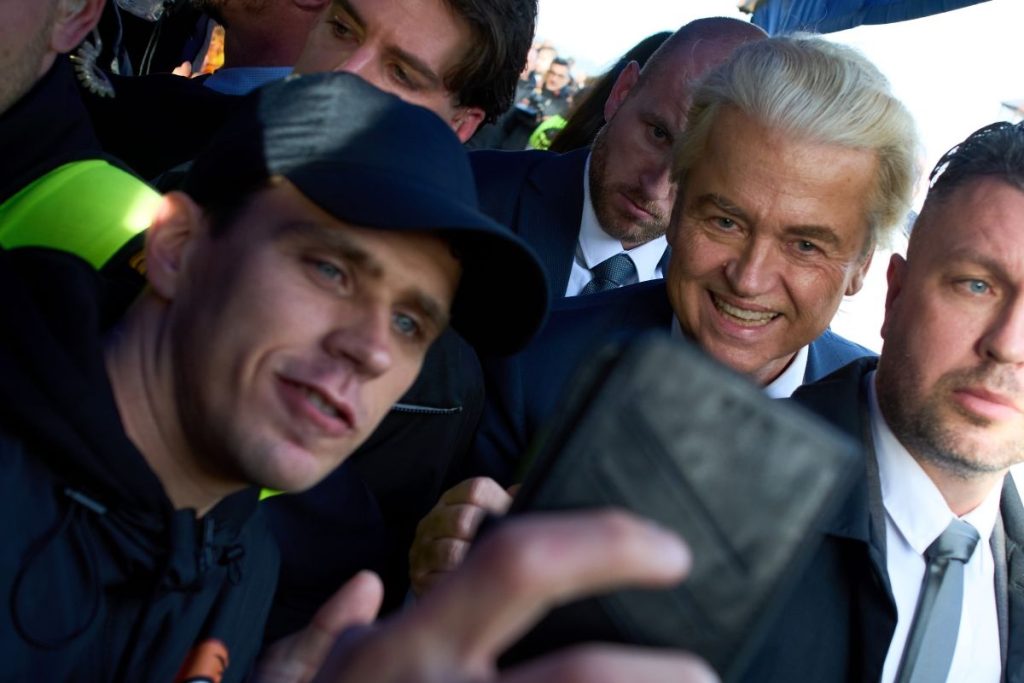 Кризата с жилищата и миграцията доминират изборите в Нидерландия на 29 октомври Кризата с жилищата и миграцията доминират изборите в Нидерландия на 29 октомври