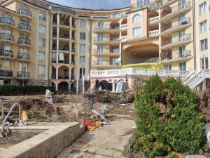 Десетки нарушения по Черноморието: Установено е застрояване на речни корита и дерета, повишаващо риска от наводнения Десетки нарушения по Черноморието: Установено е застрояване на речни корита и дерета, повишаващо риска от наводнения