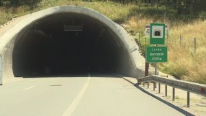 Авария на далекопровод остави тунелите „Витиня“ и „Ечемишка“ на АМ „Хемус“ без осветление