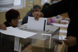 Повторен вот в Пазарджик: Рекорден брой кандидати се борят за Общински съвет, изборният ден започна спокойно