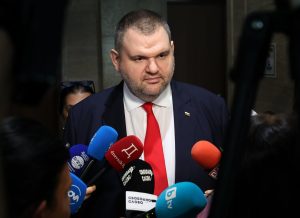Пеевски предлага преговори за преформатиране на управлението: ДПС-НН ще подкрепи нов председател на НС от ГЕРБ