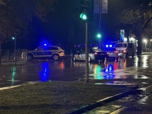 Патрулка и лека кола катастрофираха в Монтана: Движението в центъра е затруднено