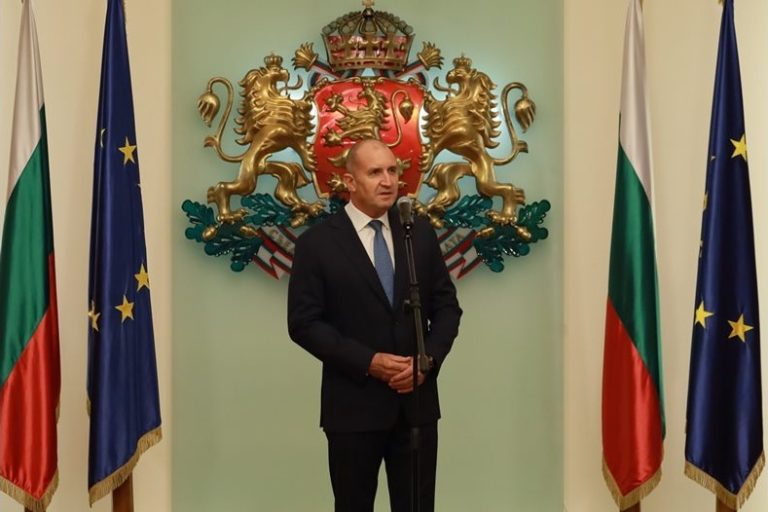 1 млрд. лева инвестиция: България и „Райнметал“ подписаха договора за завода за боеприпаси