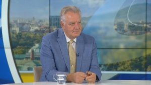 Андрей Делчев: България е в 'една лодка' с още 7-8 държави от ЕС и НАТО по отношение на 'Лукойл' Андрей Делчев: България е в 'една лодка' с още 7-8 държави от ЕС и НАТО по отношение на 'Лукойл'