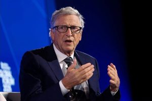 Бил Гейтс на 70 години: Ускорявам даренията, не искам да умра богат