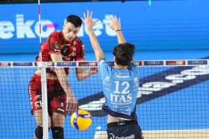 Алекс Николов е №1 реализатор в Италия: Българинът води с 80 точки след победа над шампиона „Тренто“ Алекс Николов е №1 реализатор в Италия: Българинът води с 80 точки след победа над шампиона „Тренто“