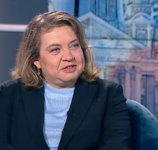 Наталия Киселова след ротацията: Ходила съм само на празника на розата, целта е възстановяване на доверието Наталия Киселова след ротацията: Ходила съм само на празника на розата, целта е възстановяване на доверието