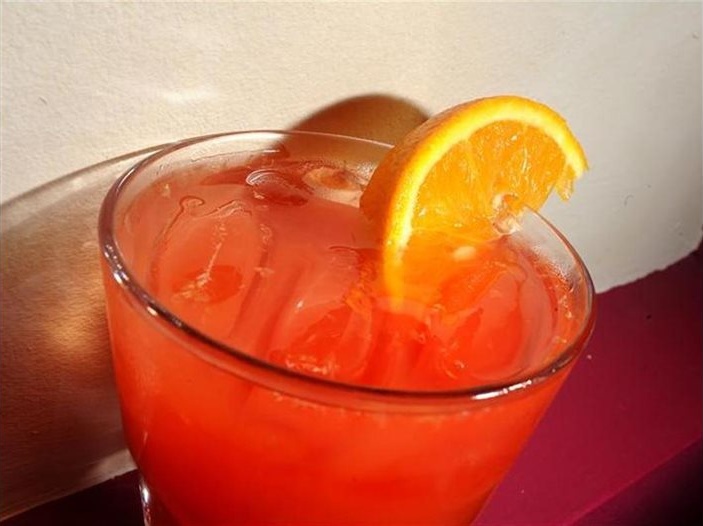 Италия конфискува акции на „Кампари“ за 1,3 милиарда евро заради данъчни измами Италия конфискува акции на „Кампари“ за 1,3 милиарда евро заради данъчни измами