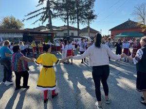 Майстори от Тутраканско спечелиха Наградата на кмета на Русе на Празника на Хотанската сарма