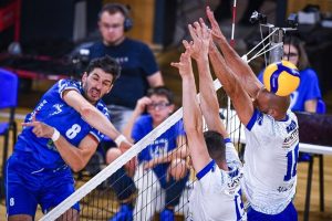 Волейбол: Шампионът "Левски" и "Нефтохимик" с убедителни победи в Супер Волей