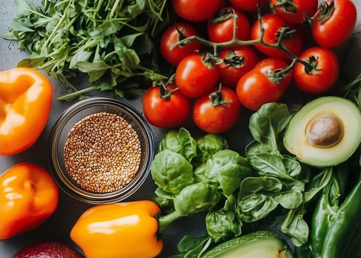 Сезонът на туршиите стартира с поскъпване: Краставиците скочиха с близо лев, ИТЦ отчита ръст