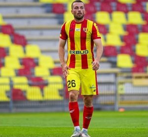 Виктор Попов титуляр при ново 0:0 за 'Корона' – отборът остава без победа от края на септември