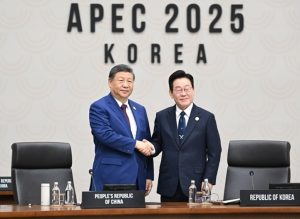 Исторически пробив: Си Дзинпин и Доналд Тръмп постигнаха значително намаление на митата след срещата в Южна Корея