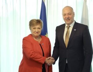 Премиерът Желязков и Георгиева: Еврото е историческа стъпка, изискваща дисциплина и разумни политики