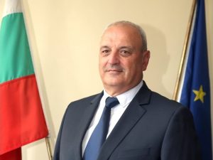 Почина доц. Стоян Андонов – зам.-министър на спорта, отдаден на плуването и водното спасяване