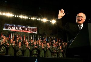 Дик Чейни: Републиканецът, който мечтаеше САЩ да са единствената суперсила завинаги