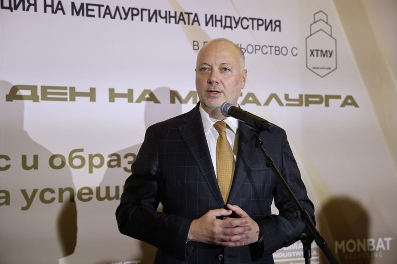 Желязков за отсъствието на работодателите: Невербалната комуникация също е диалог