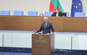 Костадинов предупреждава: Стотици милиони левове български активи в Русия са застрашени от конфискация