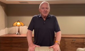 Сър Антъни Хопкинс: 50 години без алкохол, но дъщеря му не му прости отчуждението