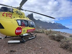 Трима загинаха, 15 ранени на Тенерифе: Вълни повлякоха туристи на Канарските острови