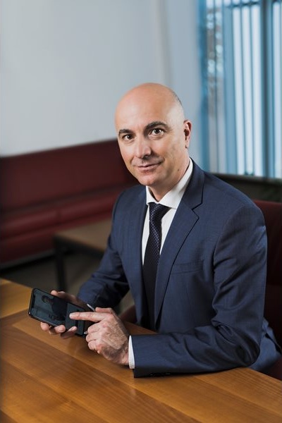 Банкер: Внесете левовете в сметки сега – на 1 януари банкоматите вече ще издават евро