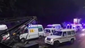 Експлозия до Червената крепост в Делхи: Осем загинали, 24 ранени. Властите разследват причините