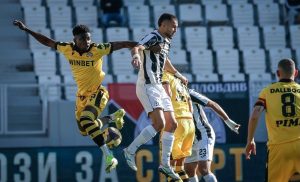 Неочаквано: "Локо" (Пд) оглави класацията по точки срещу топ 8 отборите в елита