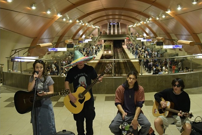 Парадоксът на щастието: България е най-нещастна в ЕС, но с най-малко самоубийства