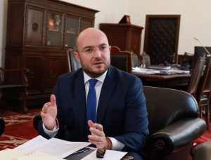 Министър Георгиев участва в глобална среща на ОИСР: Фокус върху изкуствения интелект и бъдещето на правосъдието