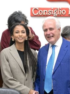 23-годишната Миа Бинту Диоп встъпи в длъжност като вицегубернатор на Тоскана: Символ на промяната и Поколението Z