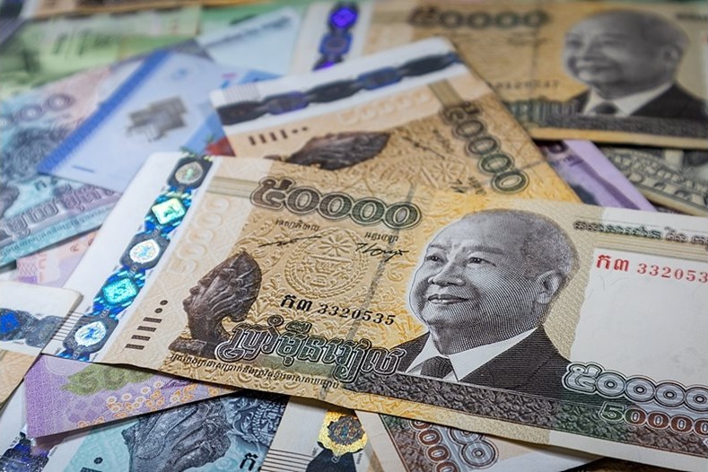 Русия започва първата емисия държавни облигации в юани: Целта – 5 млрд. долара за вътрешния пазар