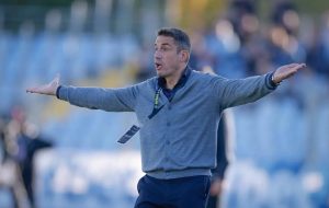 Веласкес презарежда със семейството след дербито, подписа нов договор и разкрития за ЦСКА