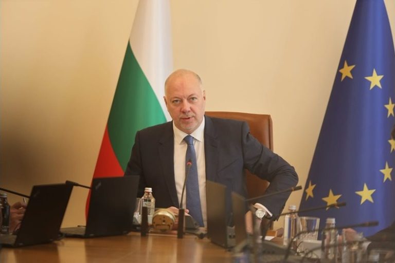 Премиерът Росен Желязков: Бюджет 2026 е коалиционен, бизнесът бойкотира тристранката Премиерът Росен Желязков: Бюджет 2026 е коалиционен, бизнесът бойкотира тристранката