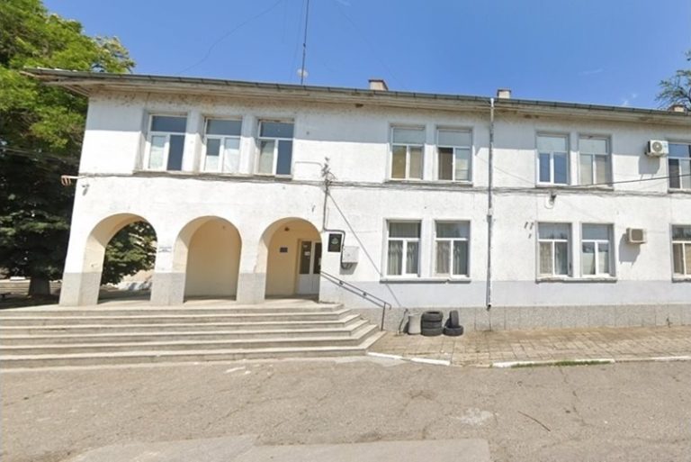 Две години строг затвор за рецидивист от Поповица, обрал двама души за един ден