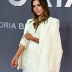 Критиците разкъсаха 'Виктория Бекъм': Свали ли Posh Spice маската, или продаде перфектна PR стратегия?