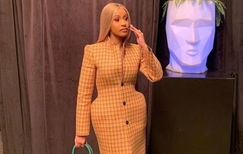 Карди Би стана майка за четвърти път: Раждането съвпадна с „началото на нов сезон“ в живота ѝ