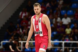 Изненадваща загуба за "Олимпиакос" в Милано: Везенков със скромните 6 точки