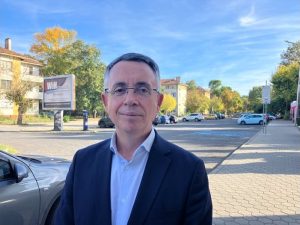 Ключови фигури отказват участие: Азис и Кючюк бойкотират учредяването на новата партия на Доган